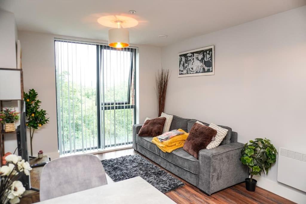 Peaceful 2Br Hideout With Instant Self Check-In At Kelham Island Retreat Lejlighed Sheffield Eksteriør billede